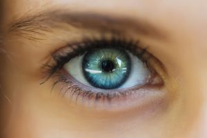 Causes and treatment of corneal abrasion 