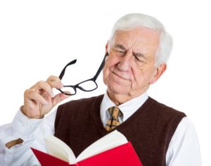 Symptoms and prevention of macular degeneration