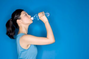 Hyponatremia, low sodium levels and the risk of drinking too much water