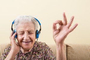 Singing benefits memory and mood, especially in early dementia