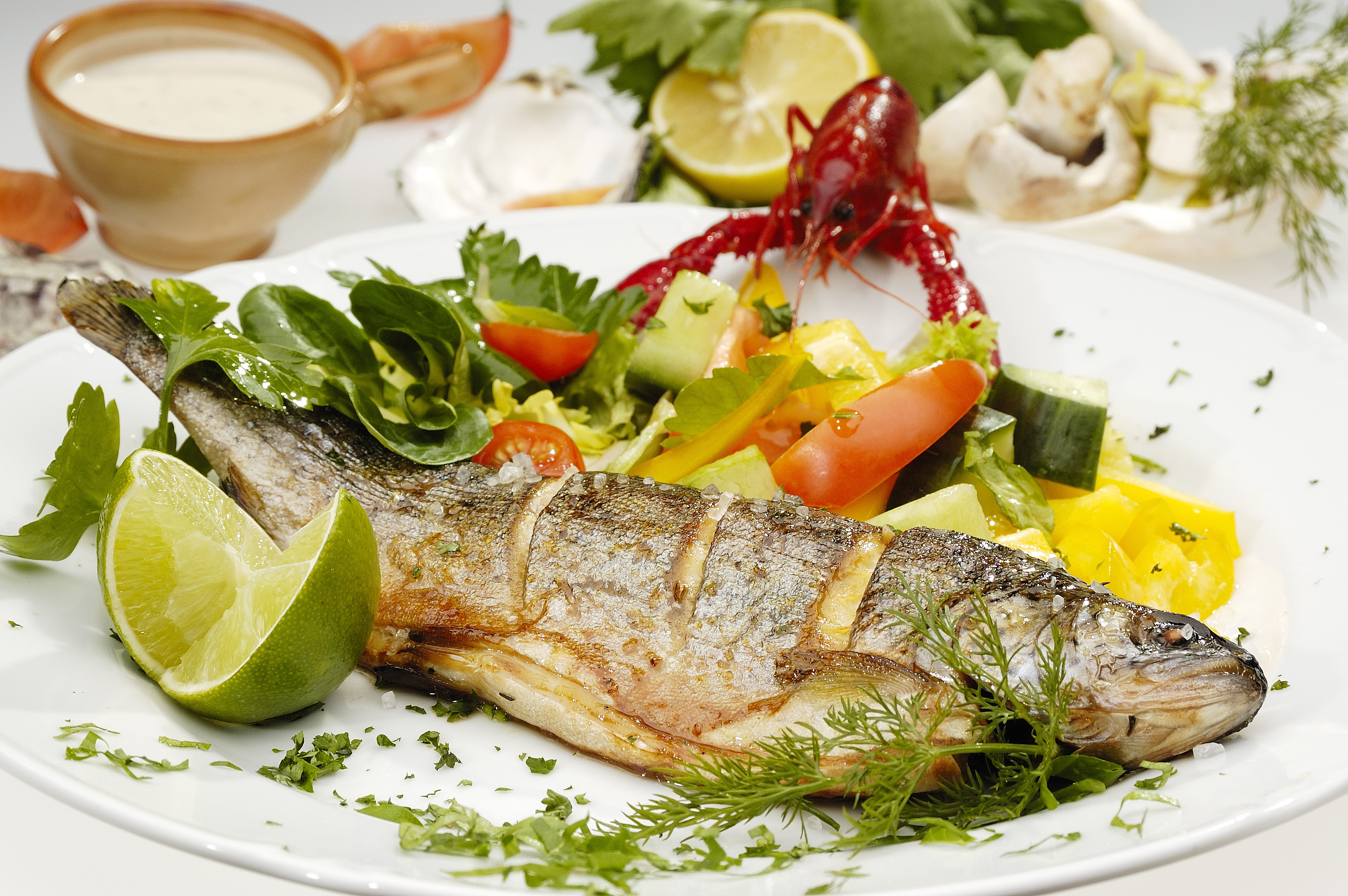 Fish-rich diet may protect the b...