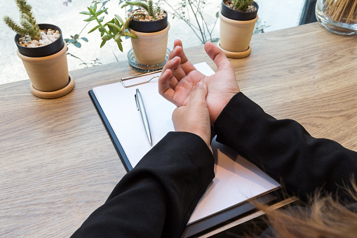 Depression symptoms associated w...