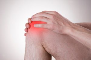 Osteoarthritis onset revealed by interstitial fluid flow in cartilage