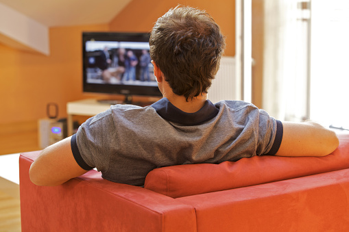 Watching TV for hours increases ...