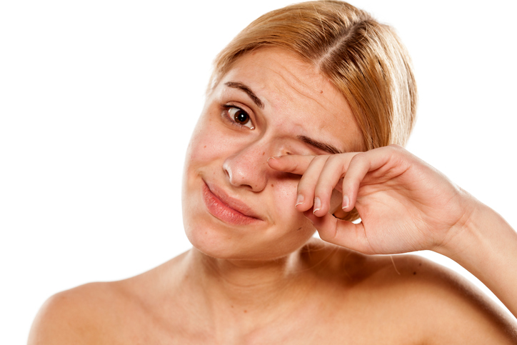 Puffy eyes causes, symptoms, and...
