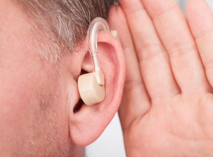 Hearing difficulties in older pe...