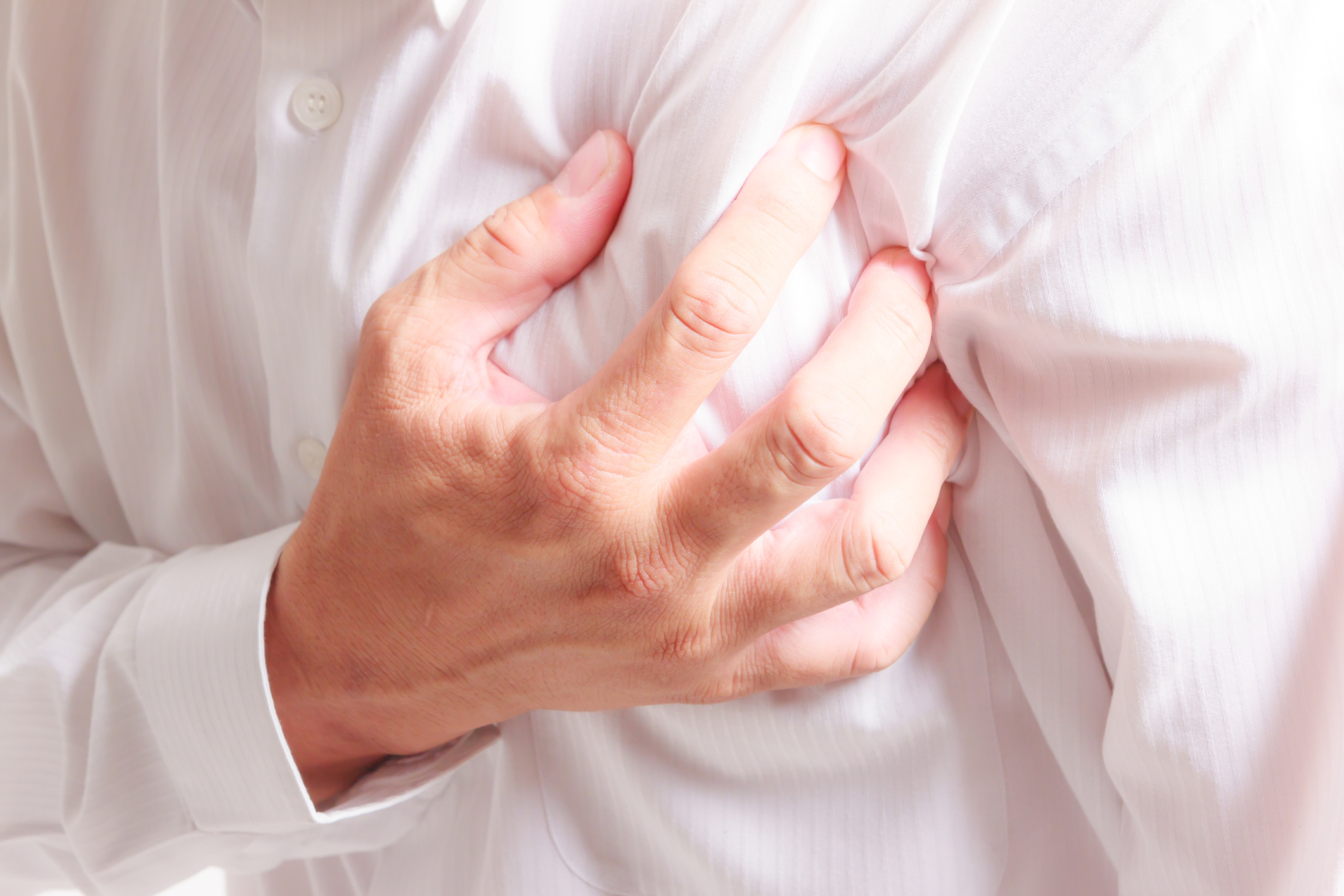 Heart attack and left arm pain: ...