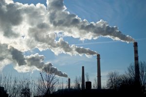 Air-pollution-may-cause-dementia-in-women