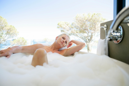 7 reasons you should take a bath...