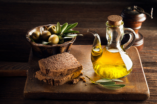 Swapping unhealthy dietary fats ...