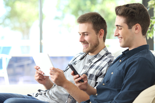 Playing video games found to com...