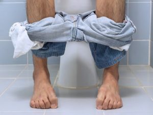 Painful bowel movement: Causes and how to cure it