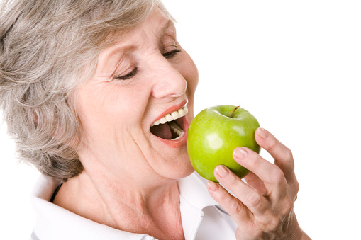 Does an apple a day keep the doc...