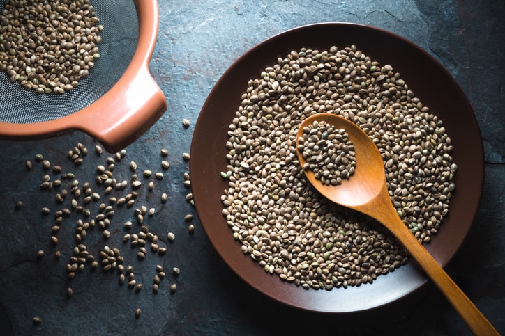 7 Benefits of Hemp Seeds