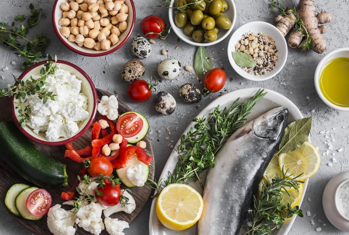 Mediterranean Diet Improves Card...