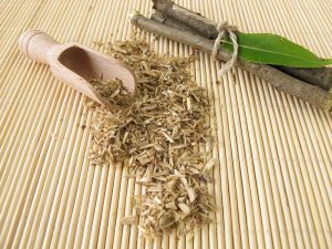 Loose tea from willow bark - Loser Tee aus Weidenrinde